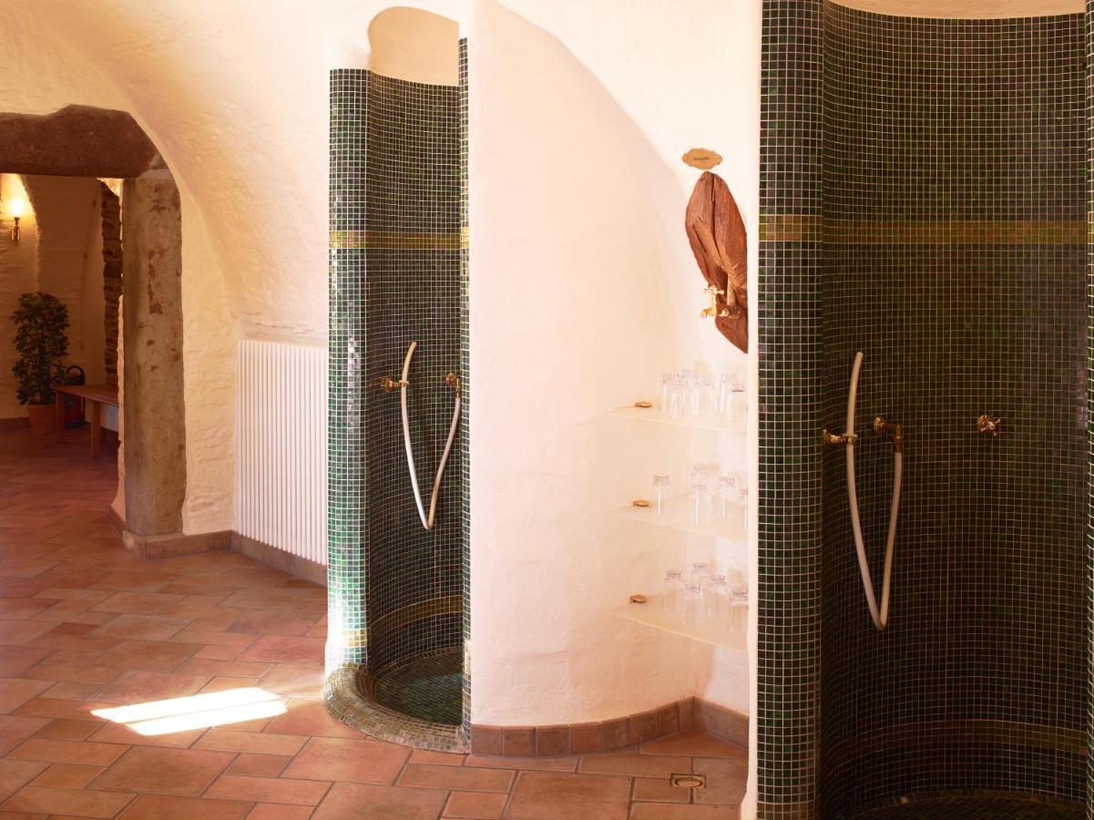 Hotel Und Restaurant Burg Schnellenberg อัทเทินดอร์น ภายนอก รูปภาพ