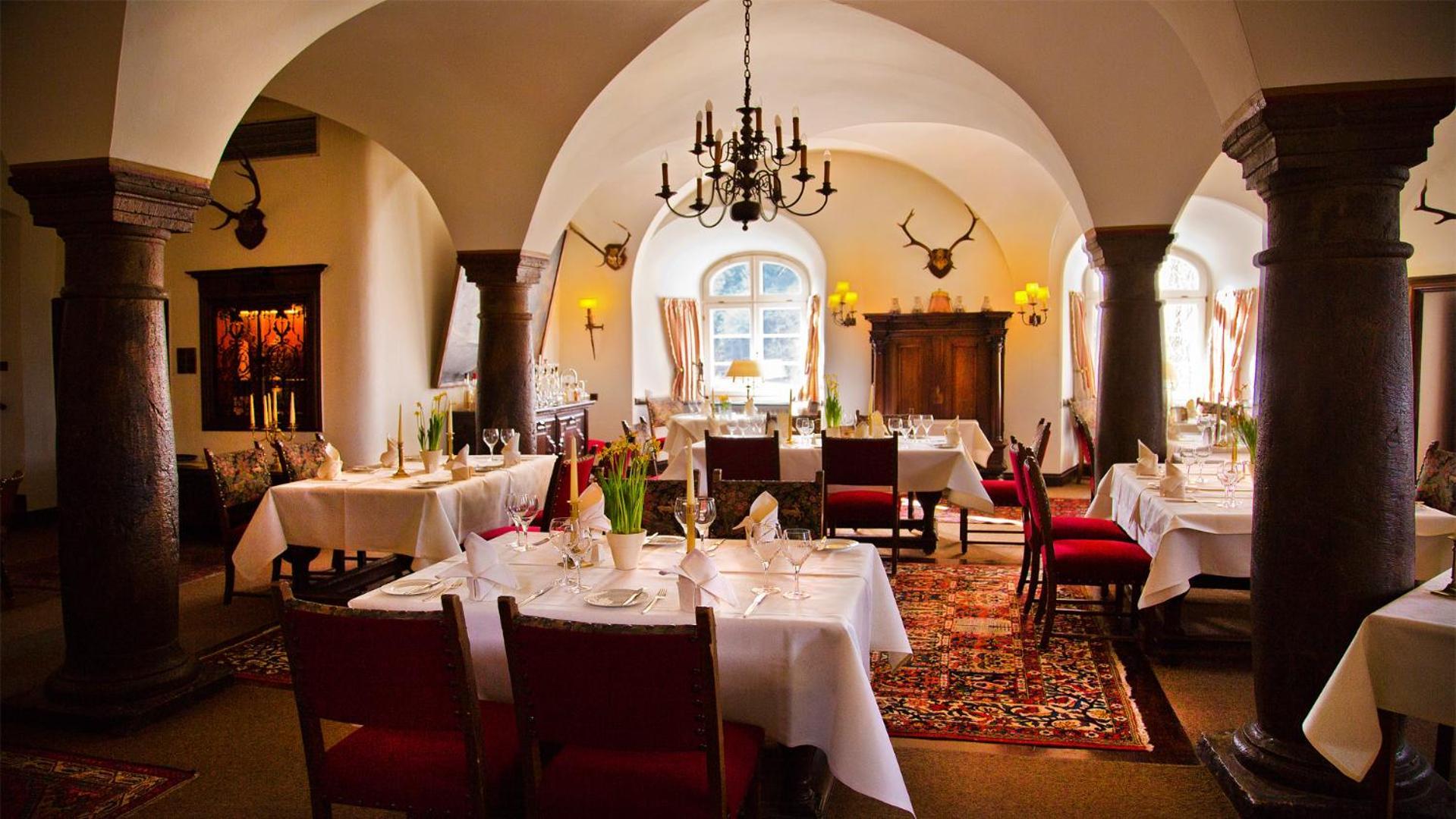 Hotel Und Restaurant Burg Schnellenberg อัทเทินดอร์น ภายนอก รูปภาพ