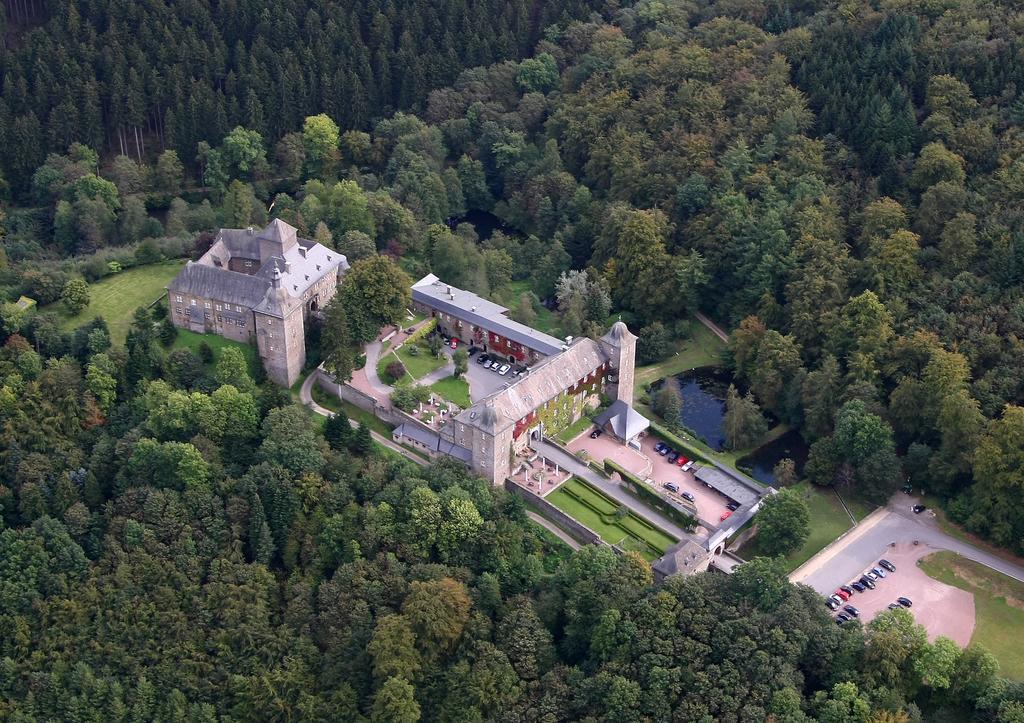 Hotel Und Restaurant Burg Schnellenberg อัทเทินดอร์น ภายนอก รูปภาพ